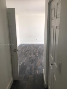 1035 West Ave #PENTHOUSE 01