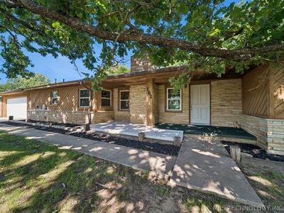 102 S Country Club Rd