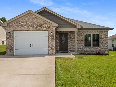 1130 Three Corners Dr