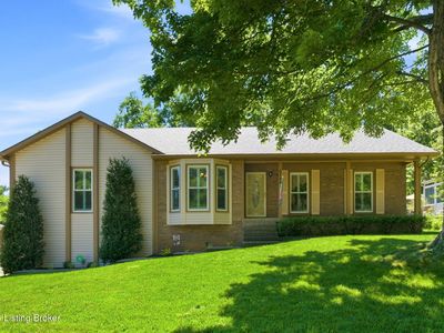 3708 E Locust Cir