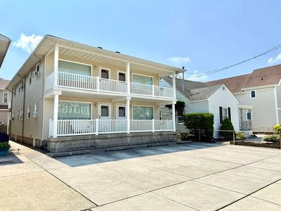 8003 Pacific Ave #3