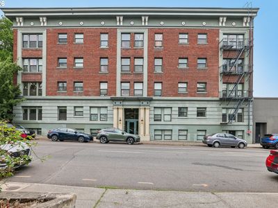 1631 NW Everett St APT 406