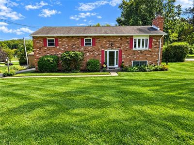 Property at 102 Carol Dr, Sarver, PA