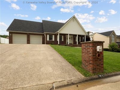 Property at 71 Shannon Dr, Hurricane, WV