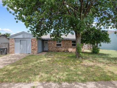 4715 Needle Leaf Ln