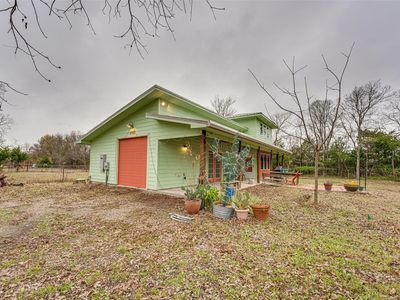1002 S Main St