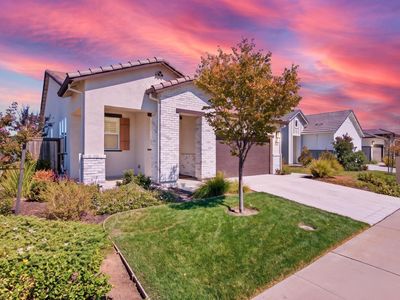 5010 Peace Lily Ln