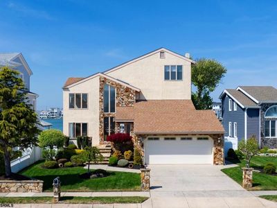 81 Lagoon Blvd