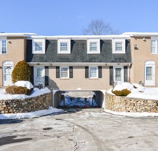 16 Cannongate Rd APT 16