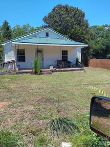 303 Lily St
