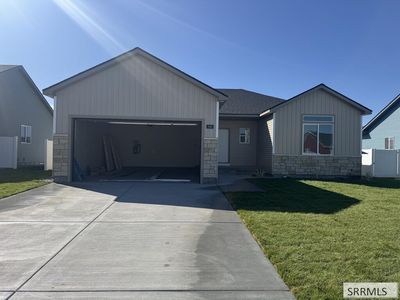 548 Abigail Ln