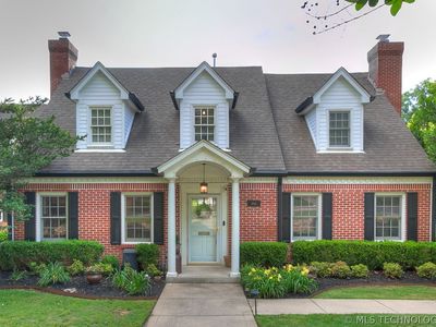 3822 S Atlanta Pl