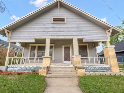 719 W Tarleton St
