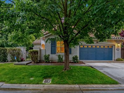 111 Hebron Cir