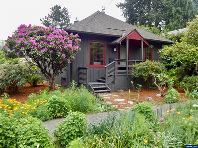 645 NW 13th St