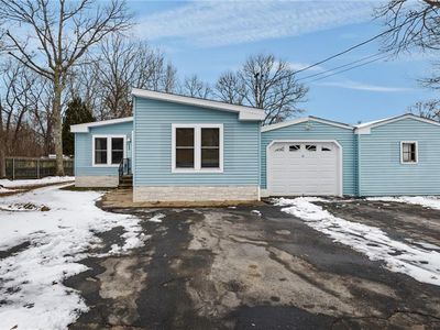Property at 135 N Brayton Rd, Tiverton, RI
