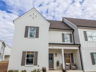510 Rosewood Dr