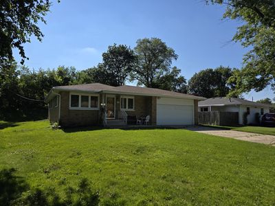 Property at 1019 Harmony Dr, Montgomery, IL