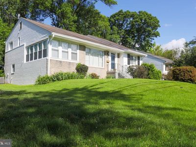 9200 Chanute Dr