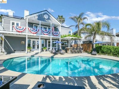 5510 Lanai Ct