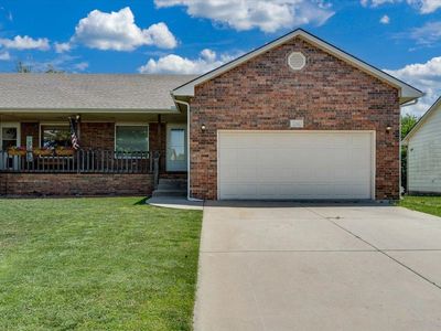 2302 N Shefford Cir