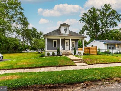 27 Elm Ave