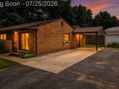 5783 Cambrook Ln