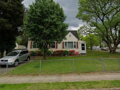 7007 Arlington Blvd