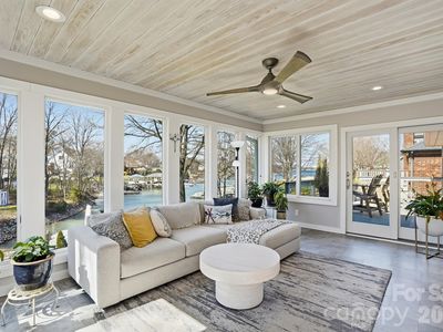 21037 Norman Shores Dr