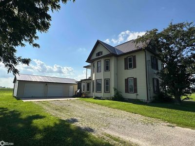 2555 New London Rd