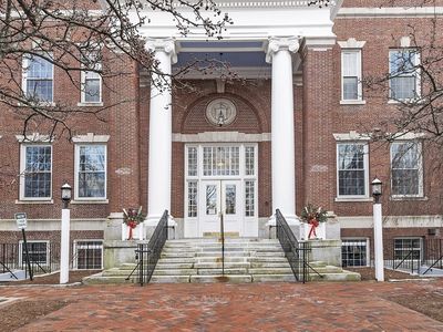 52 Sanborn St APT 301
