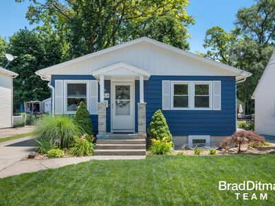 154 Alten Ave NE