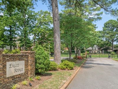 2490 Eagleridge Ln