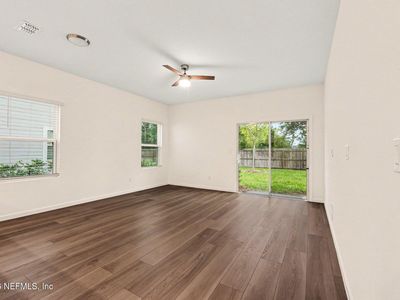 614 HOLLY Drive