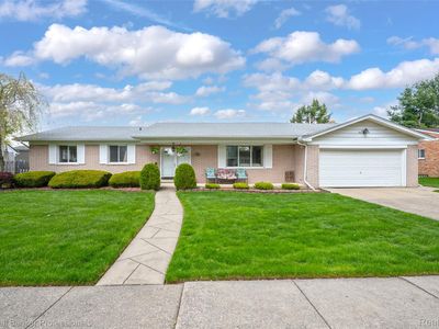 23305 N Rosedale Ct