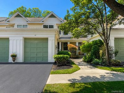 43 Commodore Circle