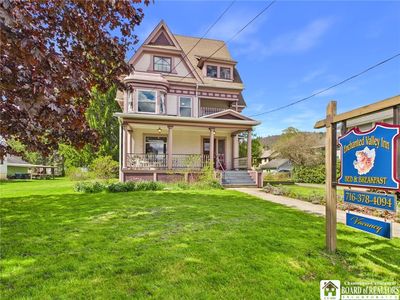 35 Temple St