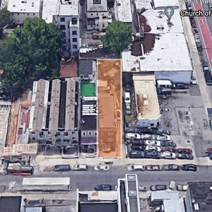 114 Erasmus St