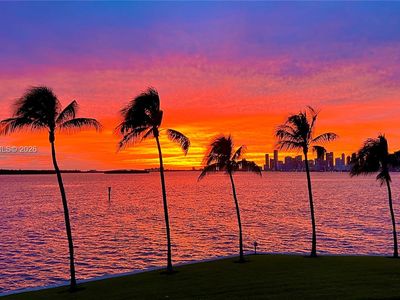 5222 Fisher Island Dr
