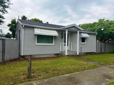 1400 Navajo St