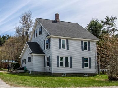 98 Circle Street