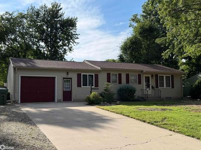 Property at 608 8th St S, Humboldt, IA
