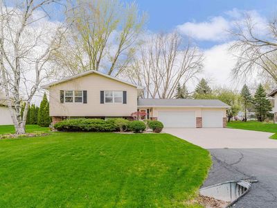 5154 Village Rd