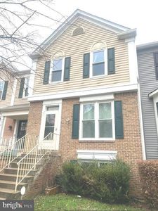 308 Falkirk Ct
