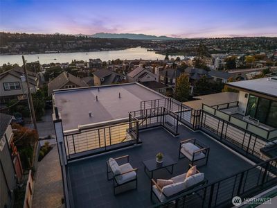 2214 Broadway (Not Arterial) E #B