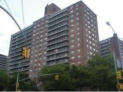 2630 Cropsey Ave APT 6C