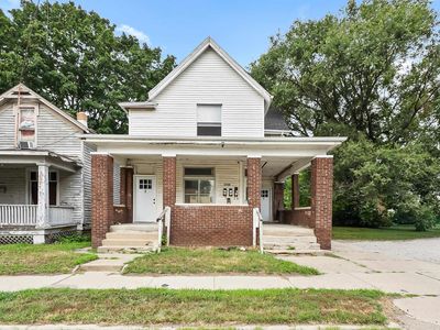 1512 Taylor St