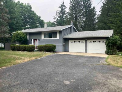 3404 Clendening Rd