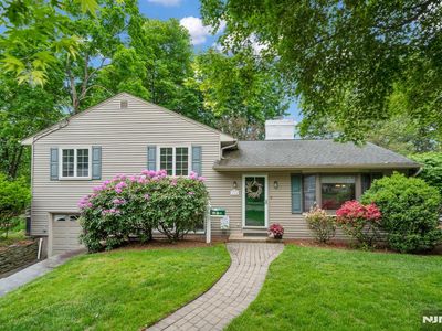 165 Busteed Dr