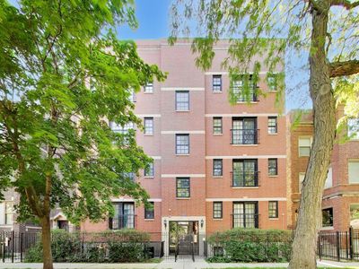 6835 S Cornell Ave APT 2S